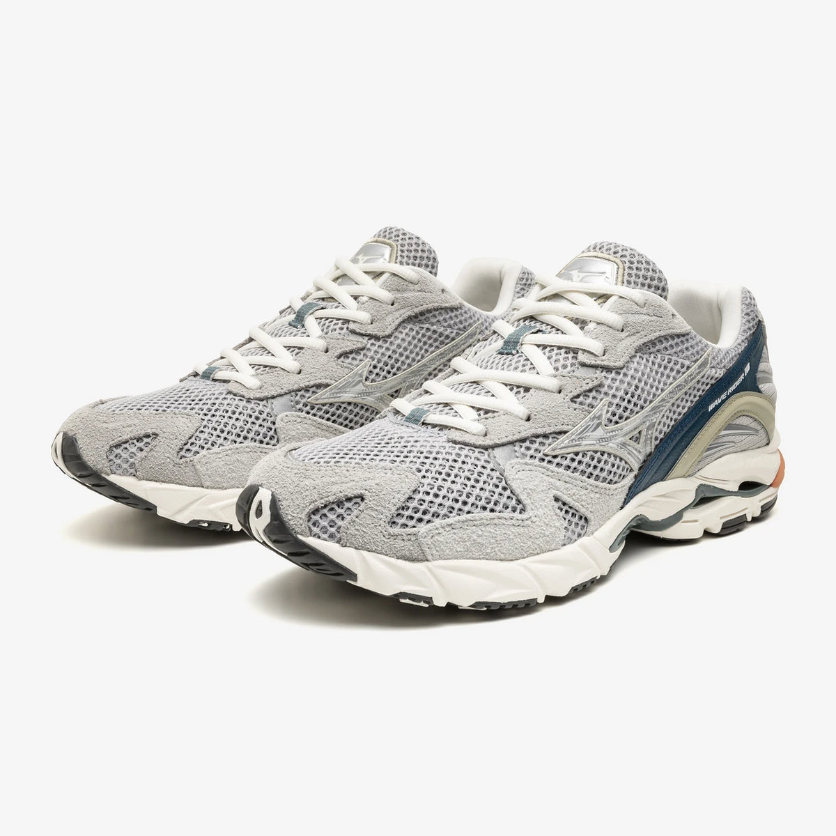 Wave Rider 10 Sportstyle Sneaker Suede Pack